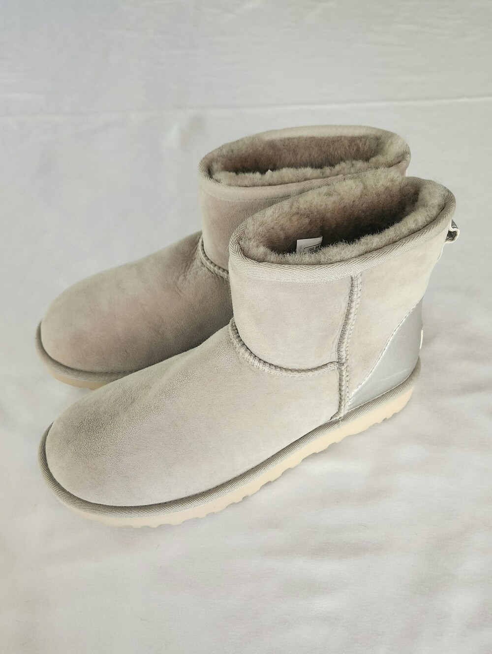 UGG Women's Classic Mini II Boots